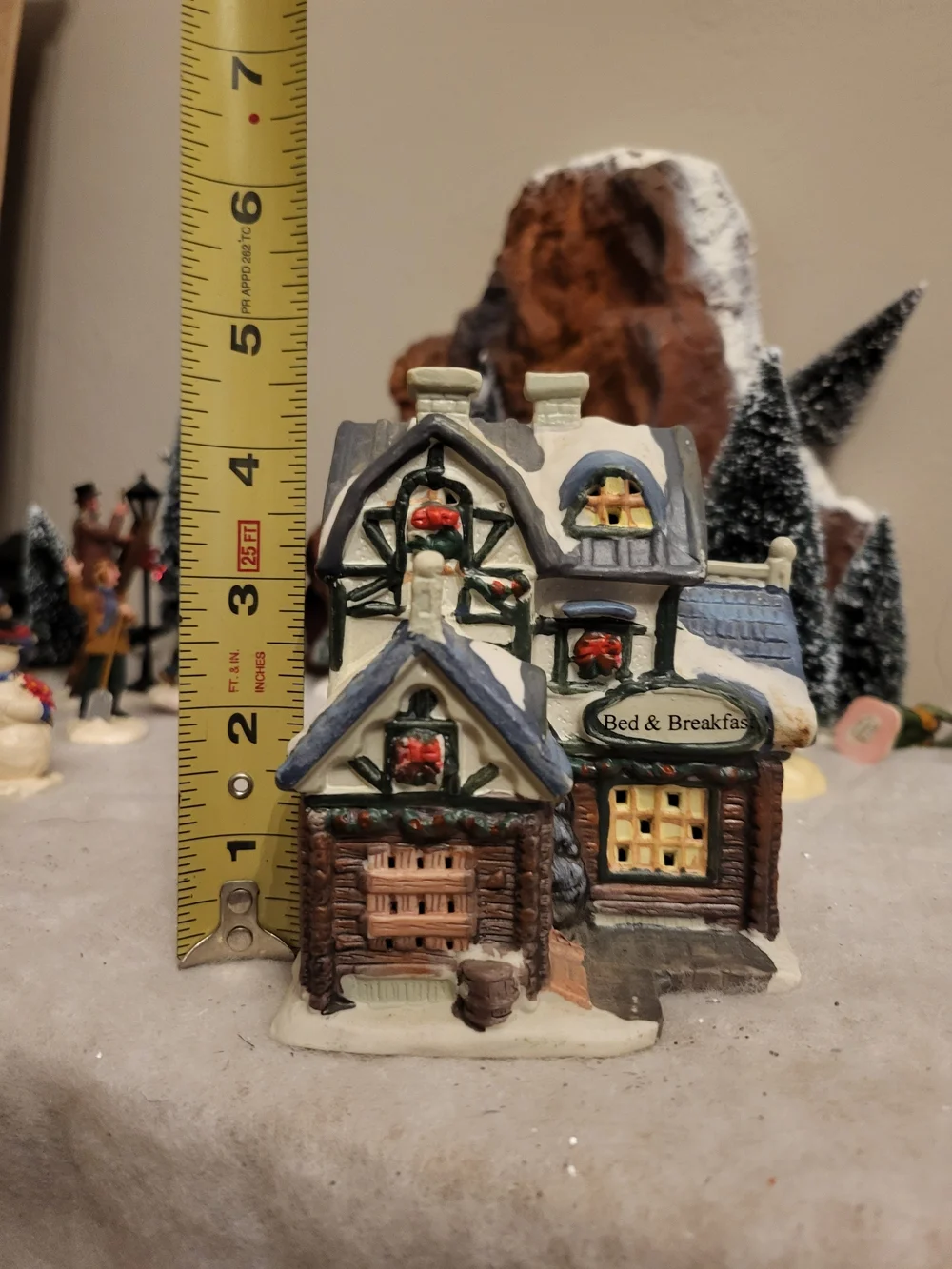 Vintage Christmas Village Porcelain Lighted Bed & Breakfast House - 5.5